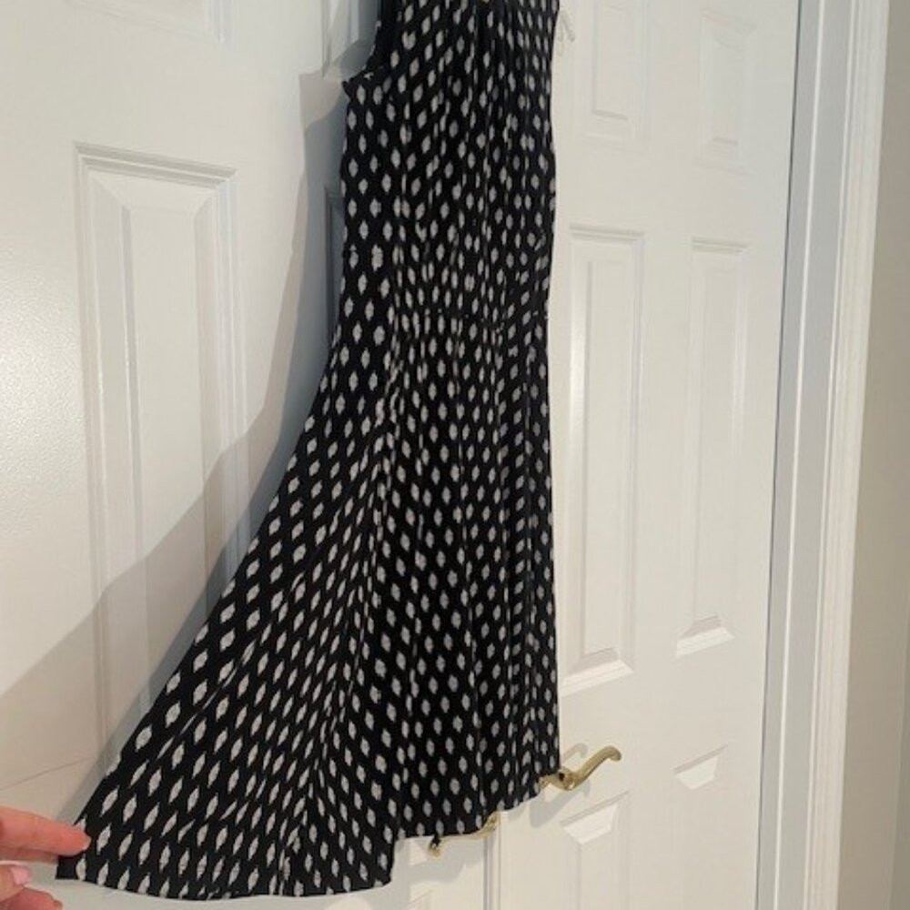 Ivanka Trump Sleeveless Fit & Flare Black & Gray Geometric Print - Sz SMALL